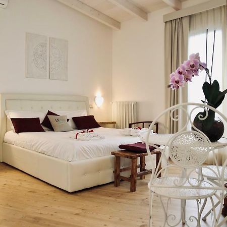 Le Home Rooms Lecce Exterior photo