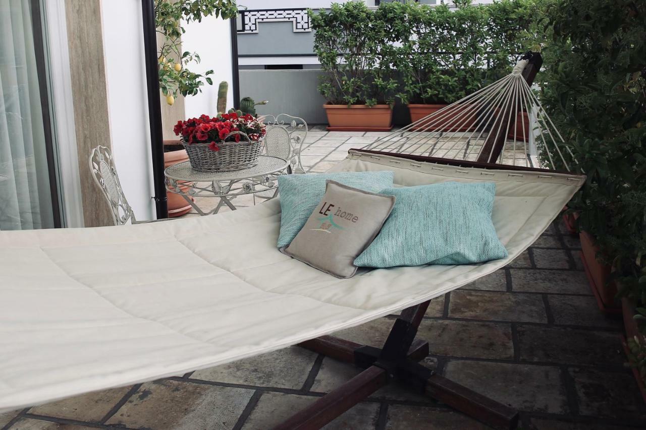 Le Home Rooms Lecce Exterior photo